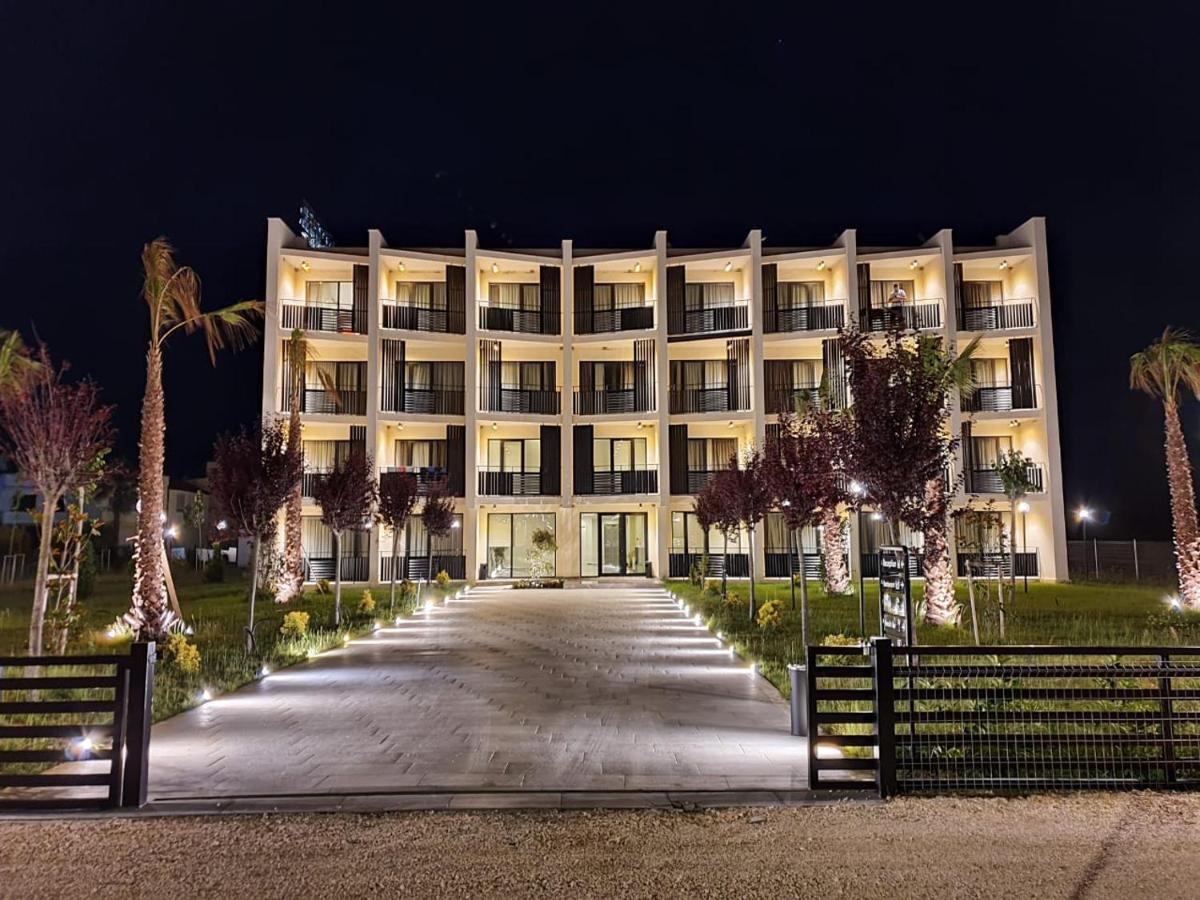 Amber Albania Hotell 4*