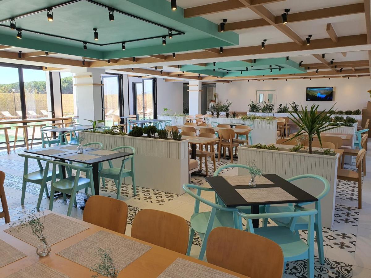 Amber Albania Hotell 4*