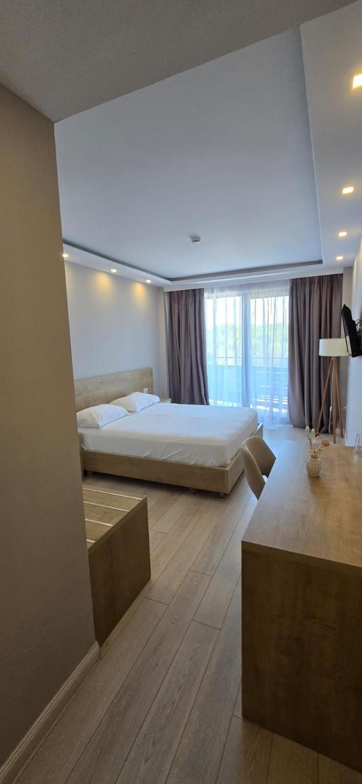 Amber Albania Hotell Spille
