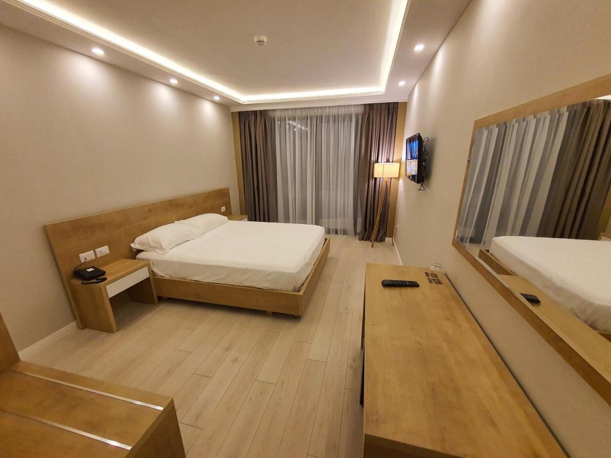 Amber Albania Готель 4*